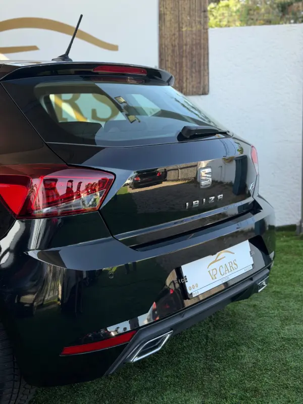 SEAT Ibiza FR 9
