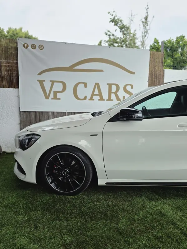 Mercedes-Benz CLA 200 d  7G-DCT AMG Line 12