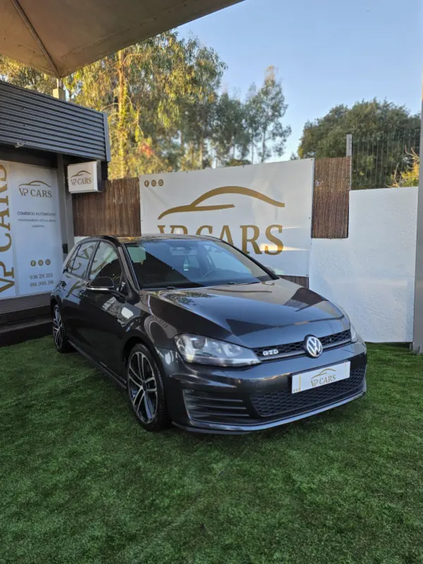 Volkswagen Golf 2.0 TDi GTD 3