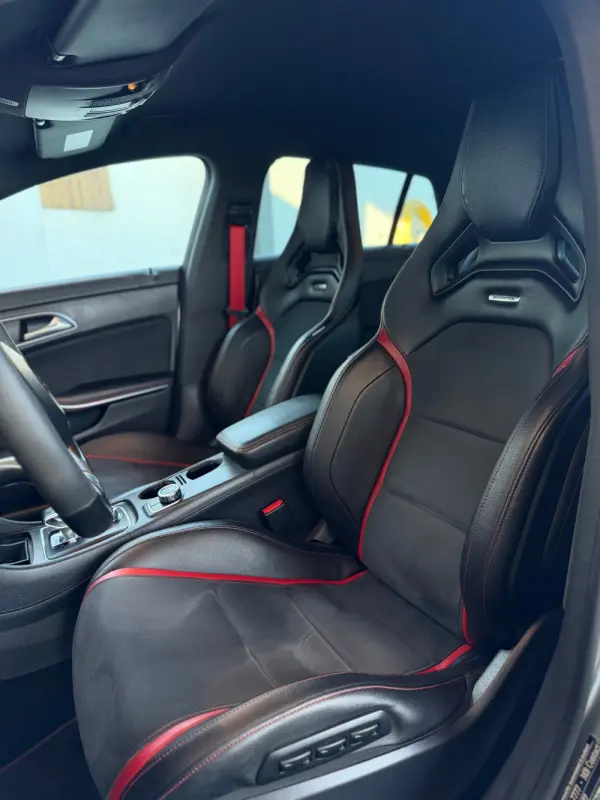 Mercedes-Benz CLA 45 AMG Shooting Brake 4-Matic 23