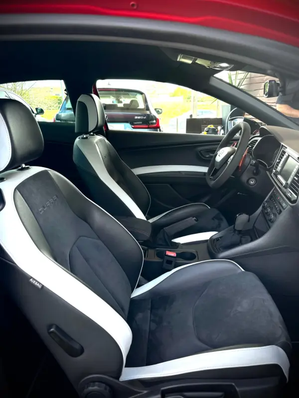 SEAT Leon SC 2.0 TSI S&S DSG Cupra 290 21