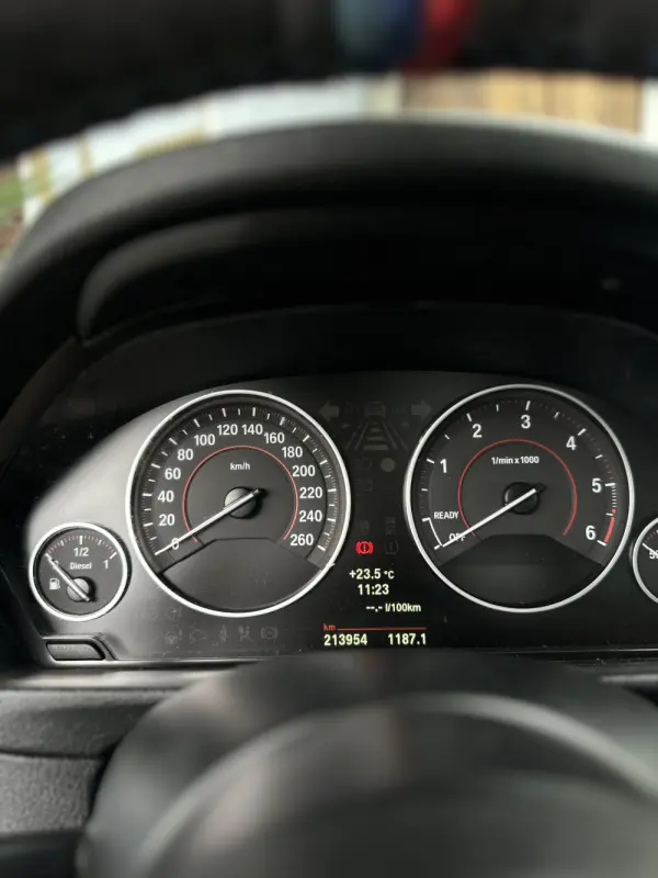 BMW 318 d Pack M 33