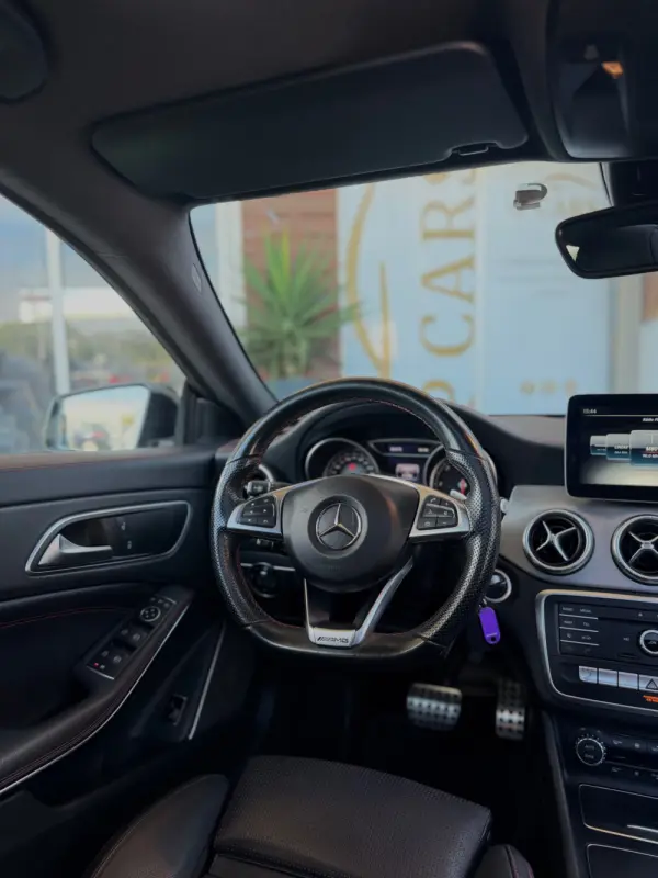 Mercedes-Benz CLA 200 d  7G-DCT AMG Line 27