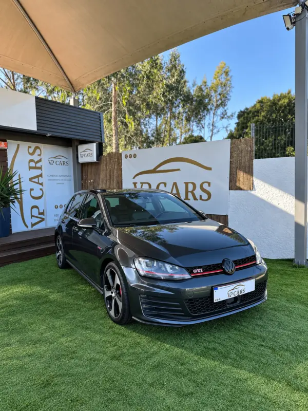 Volkswagen Golf 2.0 TSi GTi DSG Performance 3