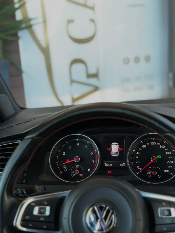 Volkswagen Golf 2.0 TSi GTi DSG Performance 28