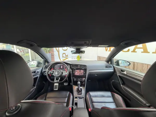 Volkswagen Golf 2.0 TSI GTI DSG Performance 27
