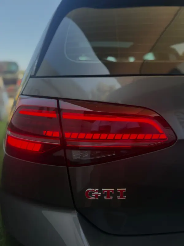 Volkswagen Golf 2.0 TSI GTI DSG Performance 16