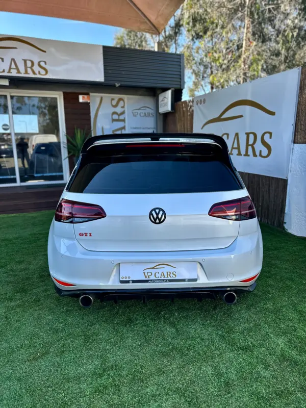 Volkswagen Golf 2.0 TSi GTi DSG Performance 4
