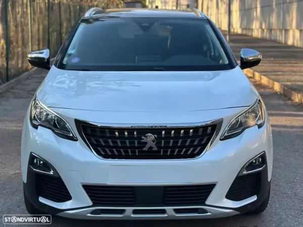 Peugeot 3008 Outro 2