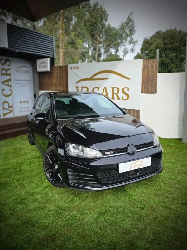 Volkswagen Golf 2.0 TDi GTD DSG 4
