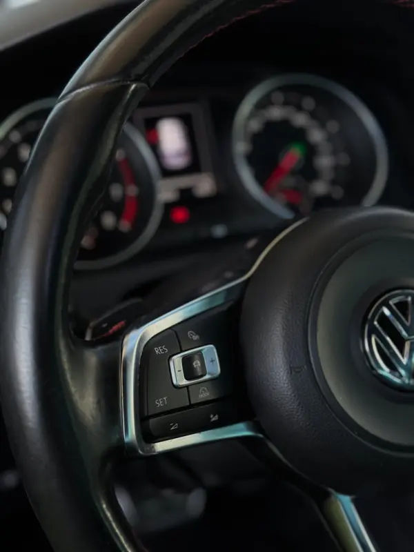 Volkswagen Golf 2.0 TSi GTi DSG Performance 15