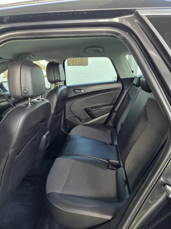 Opel Astra Sports Tourer 1.6 CDTI Dynamic S/S 13