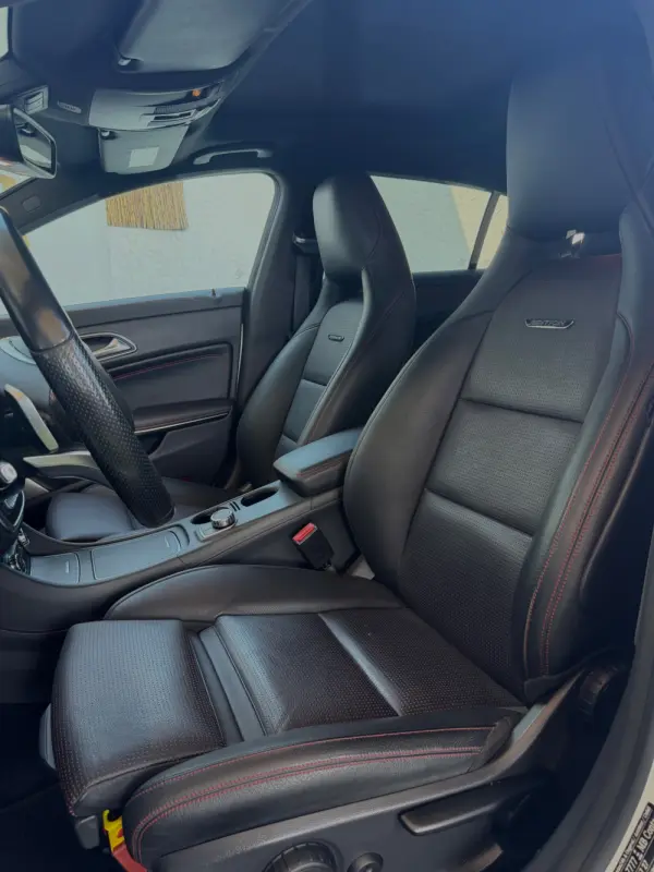 Mercedes-Benz CLA 200 d  7G-DCT AMG Line 16