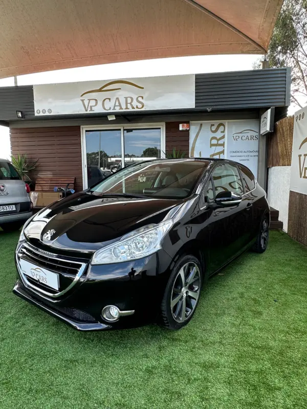 Peugeot 208 5