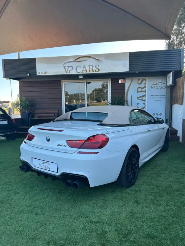 BMW 640 i Pack M 12