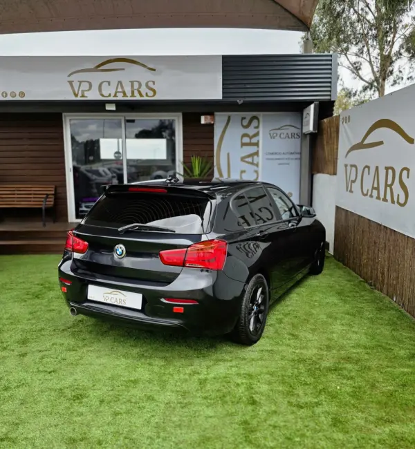 BMW 116 d EfficientDynamics 7