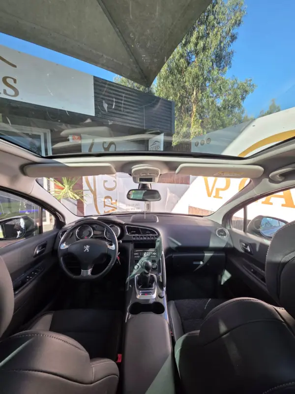Peugeot 3008 1.2 PureTech Access 11