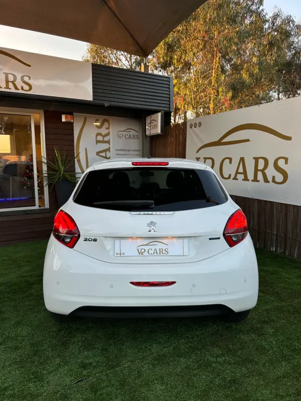Peugeot 208 1.2 PureTech Style 5