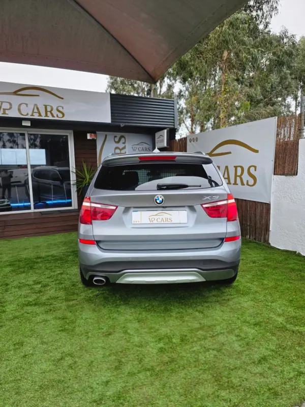 BMW X3 18 d sDrive xLine Auto 12