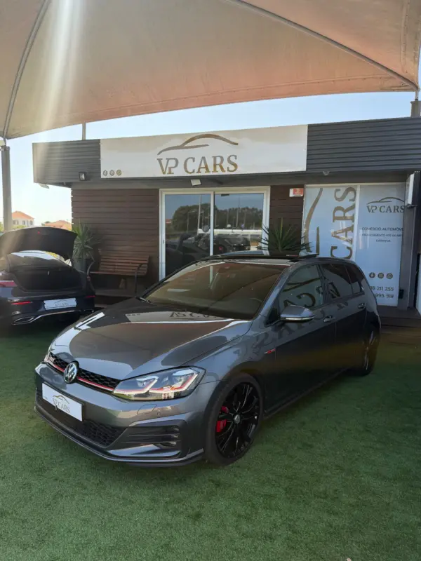 Volkswagen Golf 2.0 TSI GTI DSG Performance 3
