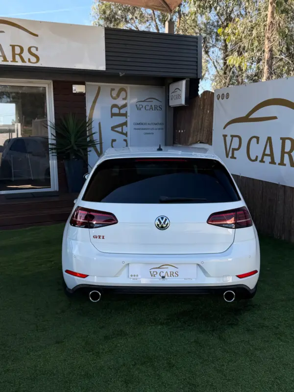 Volkswagen Golf 2.0 TSI GTI DSG Performance 5