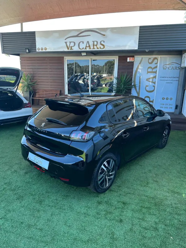Peugeot 208 1.2 PureTech Allure Pack EAT8 9