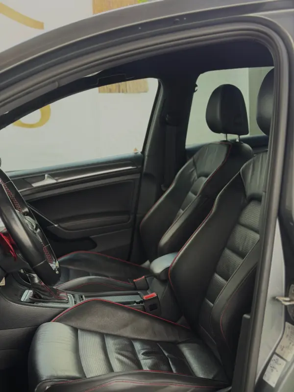 Volkswagen Golf 2.0 TSI GTI DSG Performance 20