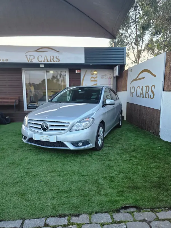 Mercedes-Benz B 200 Outro 5