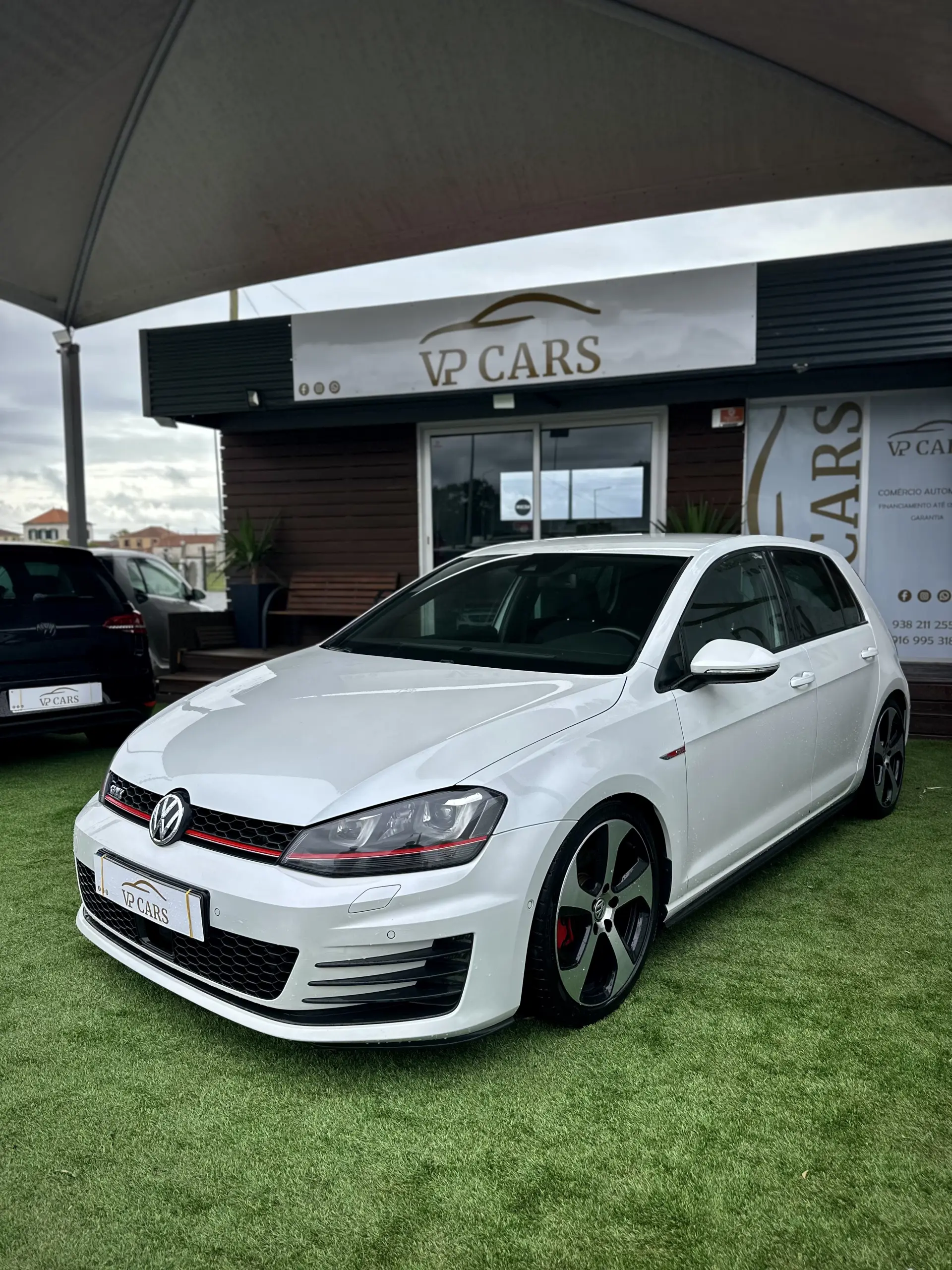 Volkswagen Golf 2.0 TSi GTi DSG 3