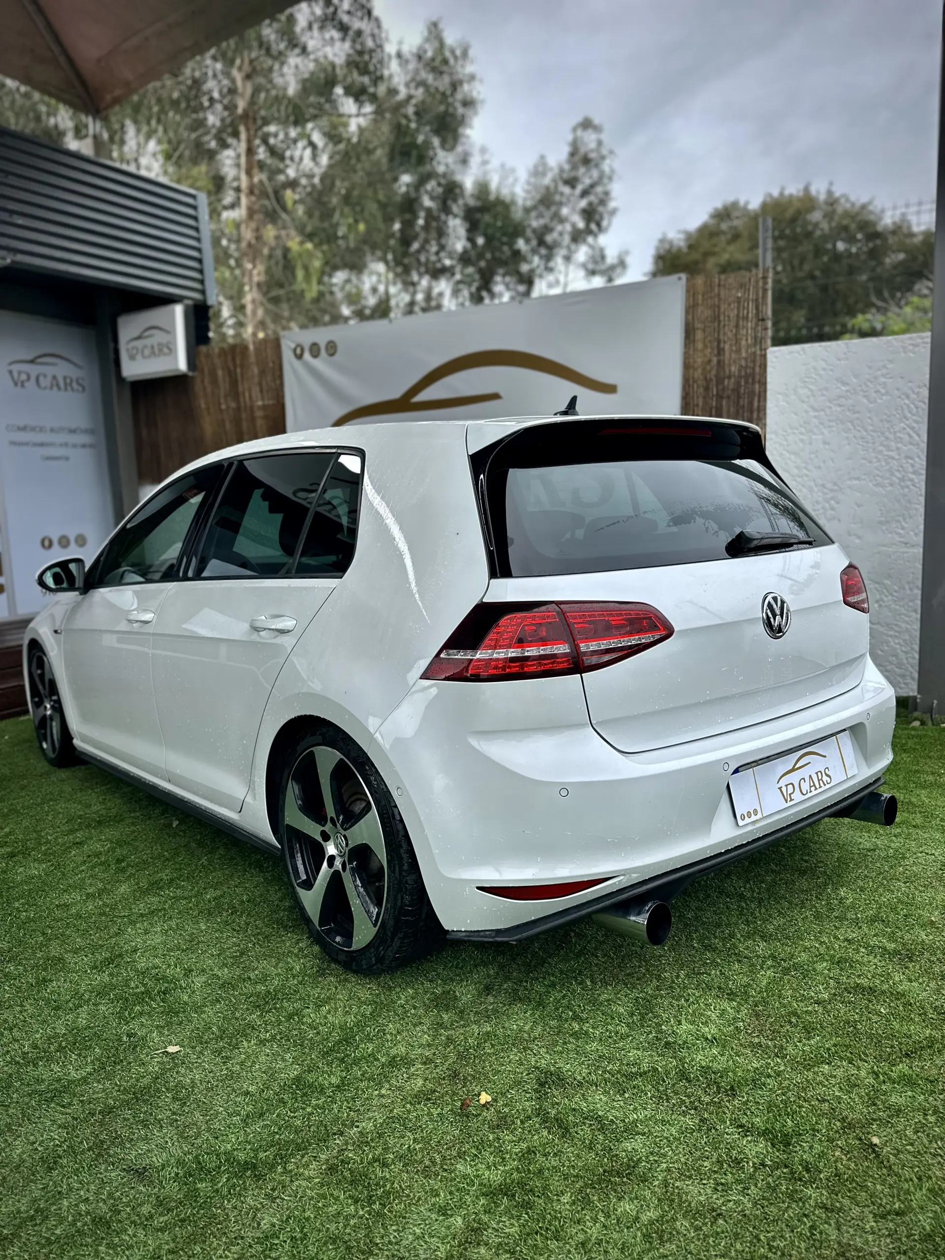 Volkswagen Golf 2.0 TSi GTi DSG 5