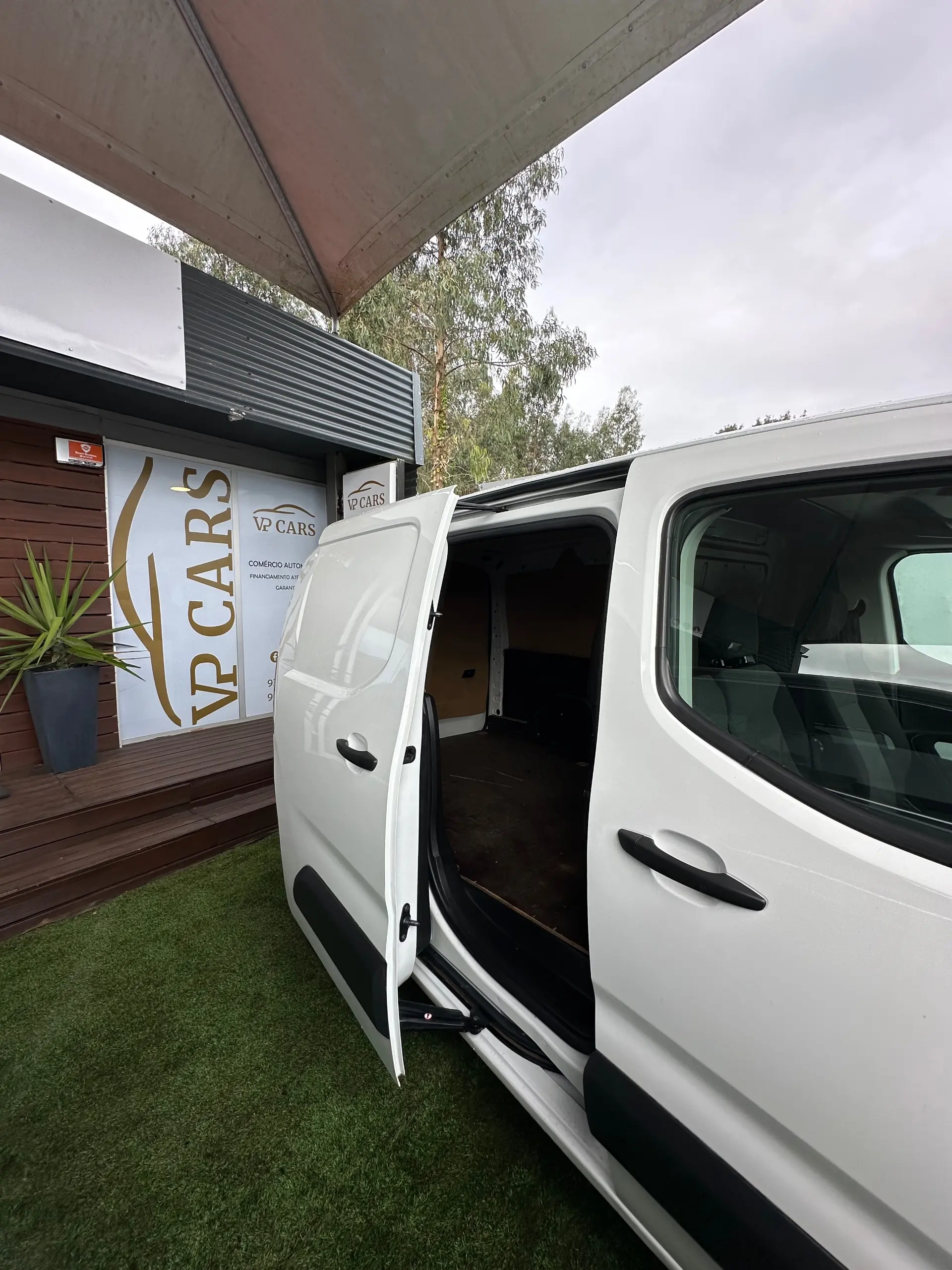 Peugeot Partner 1.5 BlueHDI L2 - Longa 8