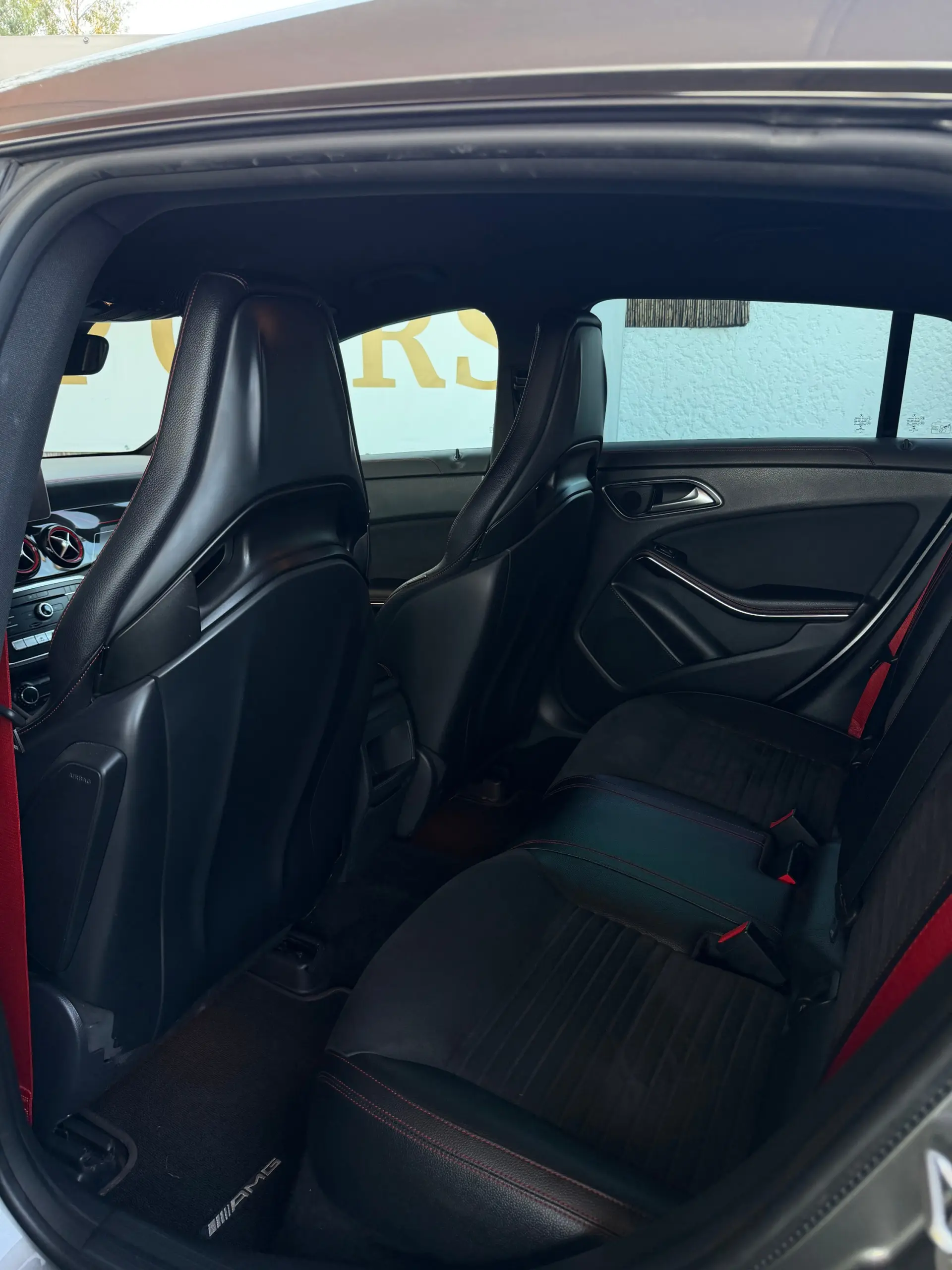Mercedes-Benz CLA 45 AMG Shooting Brake 4-Matic 35