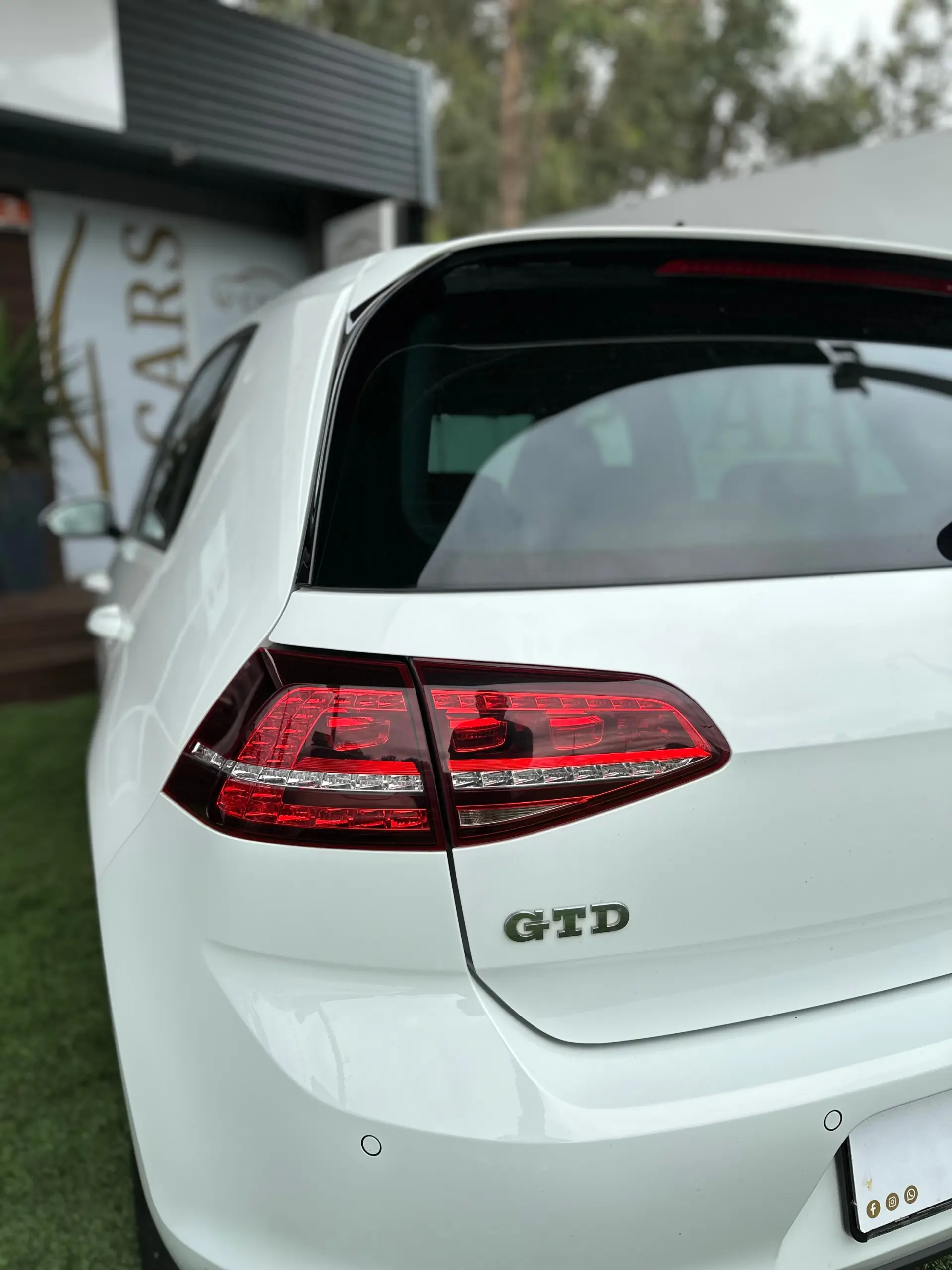 Volkswagen Golf 2.0 TDi GTD DSG 9