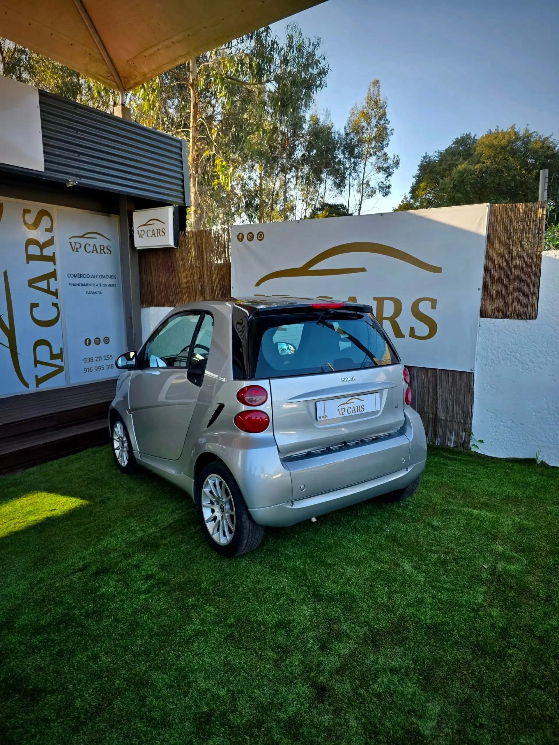 Smart ForTwo Coupé Outro 4