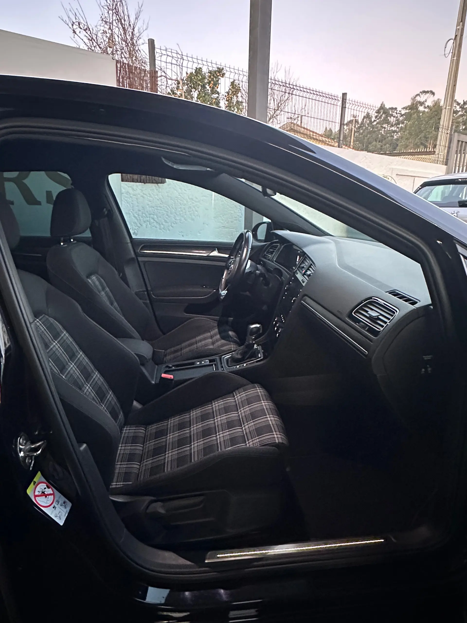 Volkswagen Golf 2.0 TDi GTD DSG 16