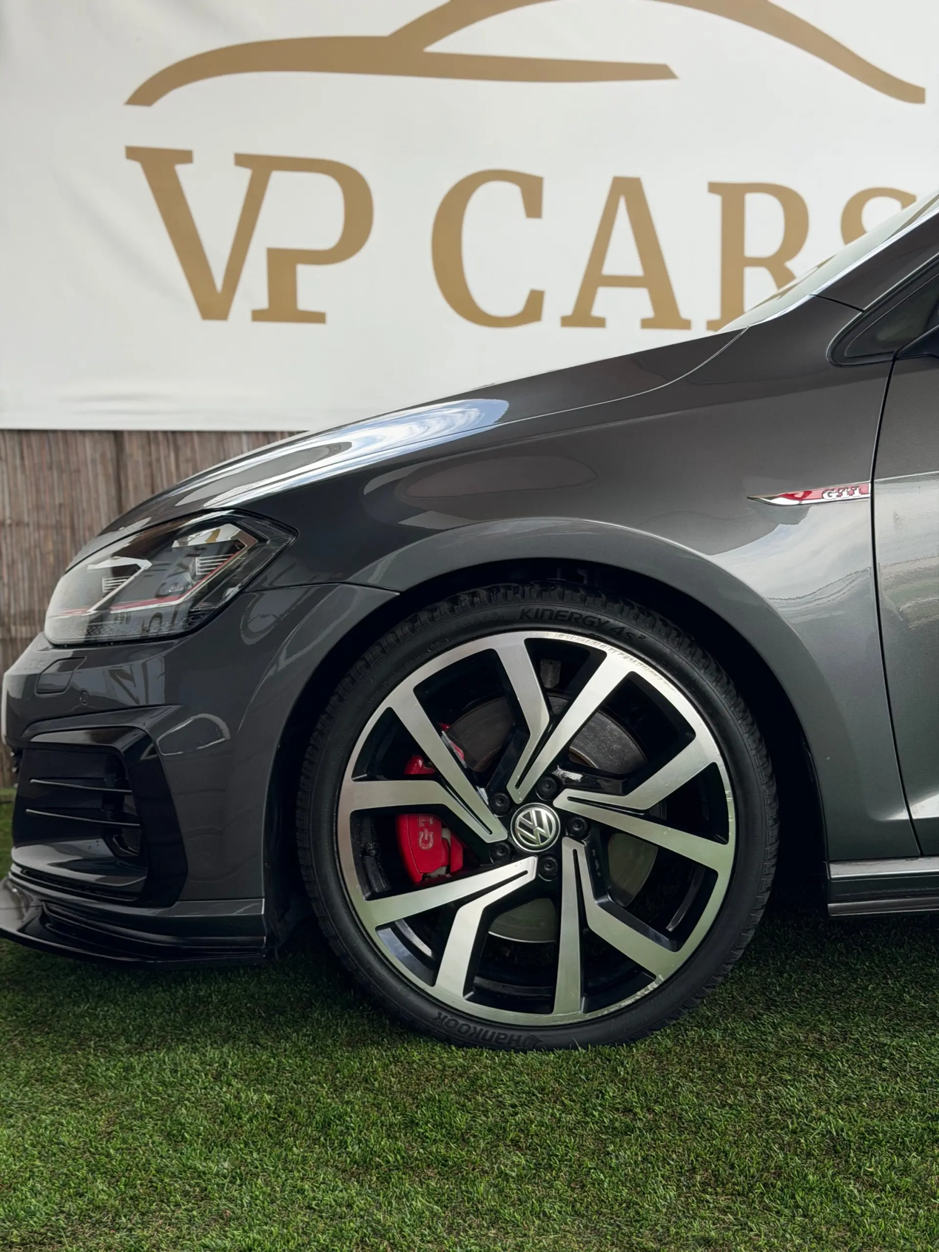 Volkswagen Golf 2.0 TSI GTI DSG Performance 14