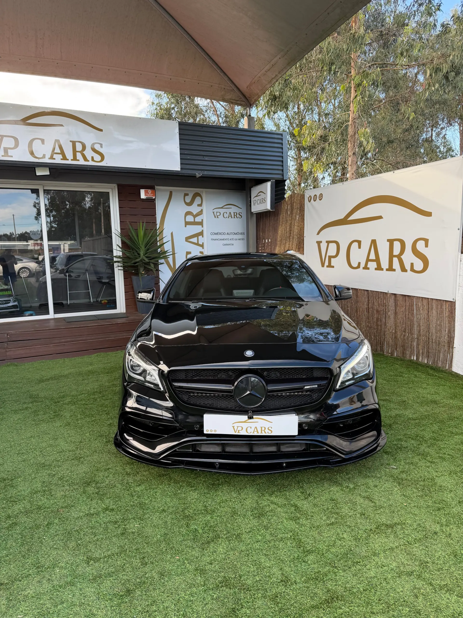 Mercedes-Benz CLA 45 AMG 4Matic Speedshift 7G-DCT Night Edition 3