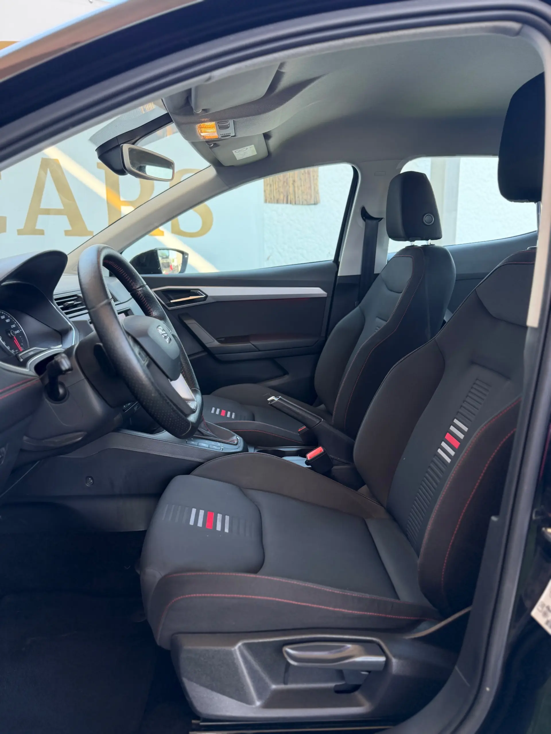 SEAT Ibiza FR 28