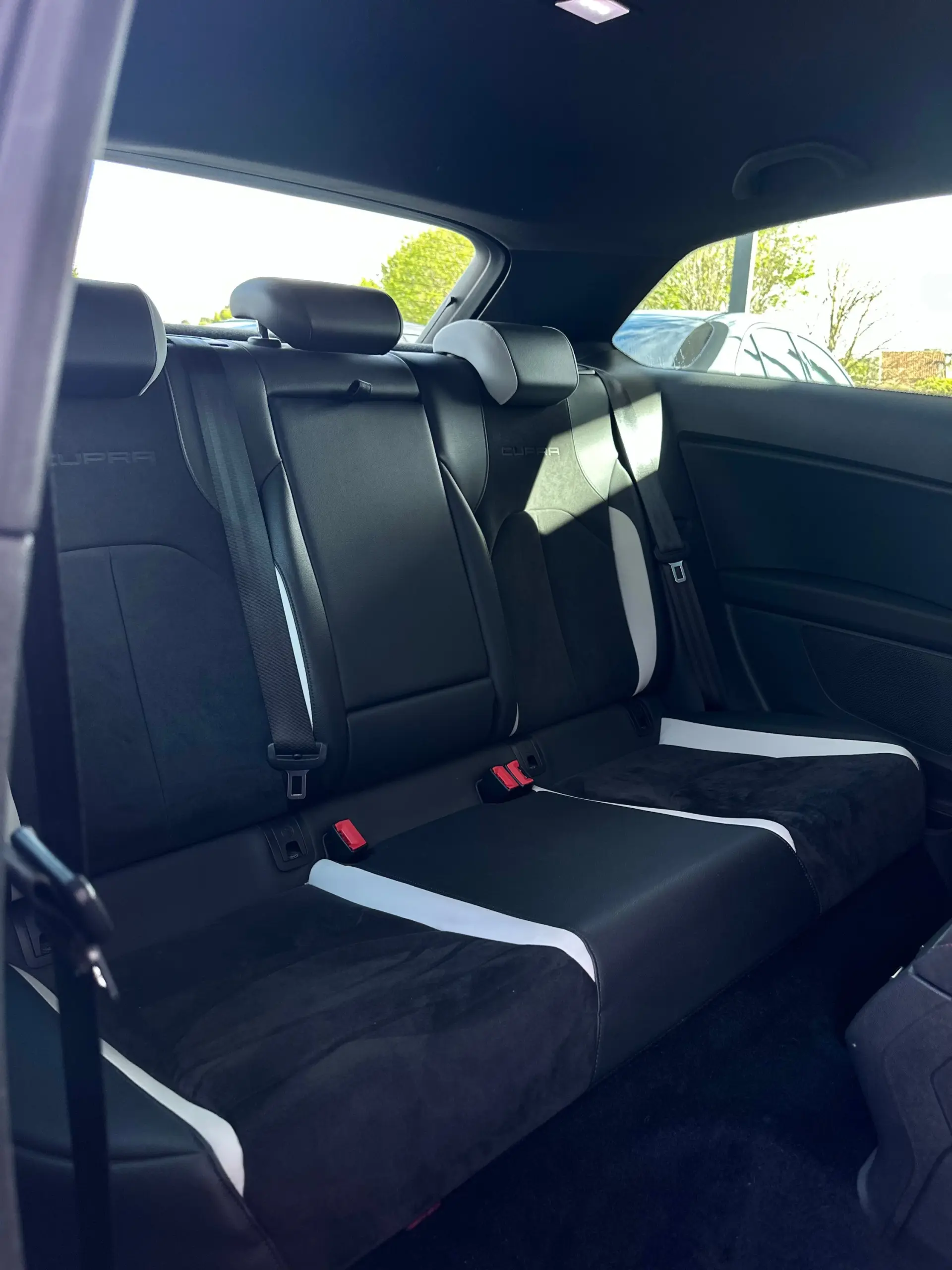 SEAT Leon SC 2.0 TSI S&S DSG Cupra 290 24