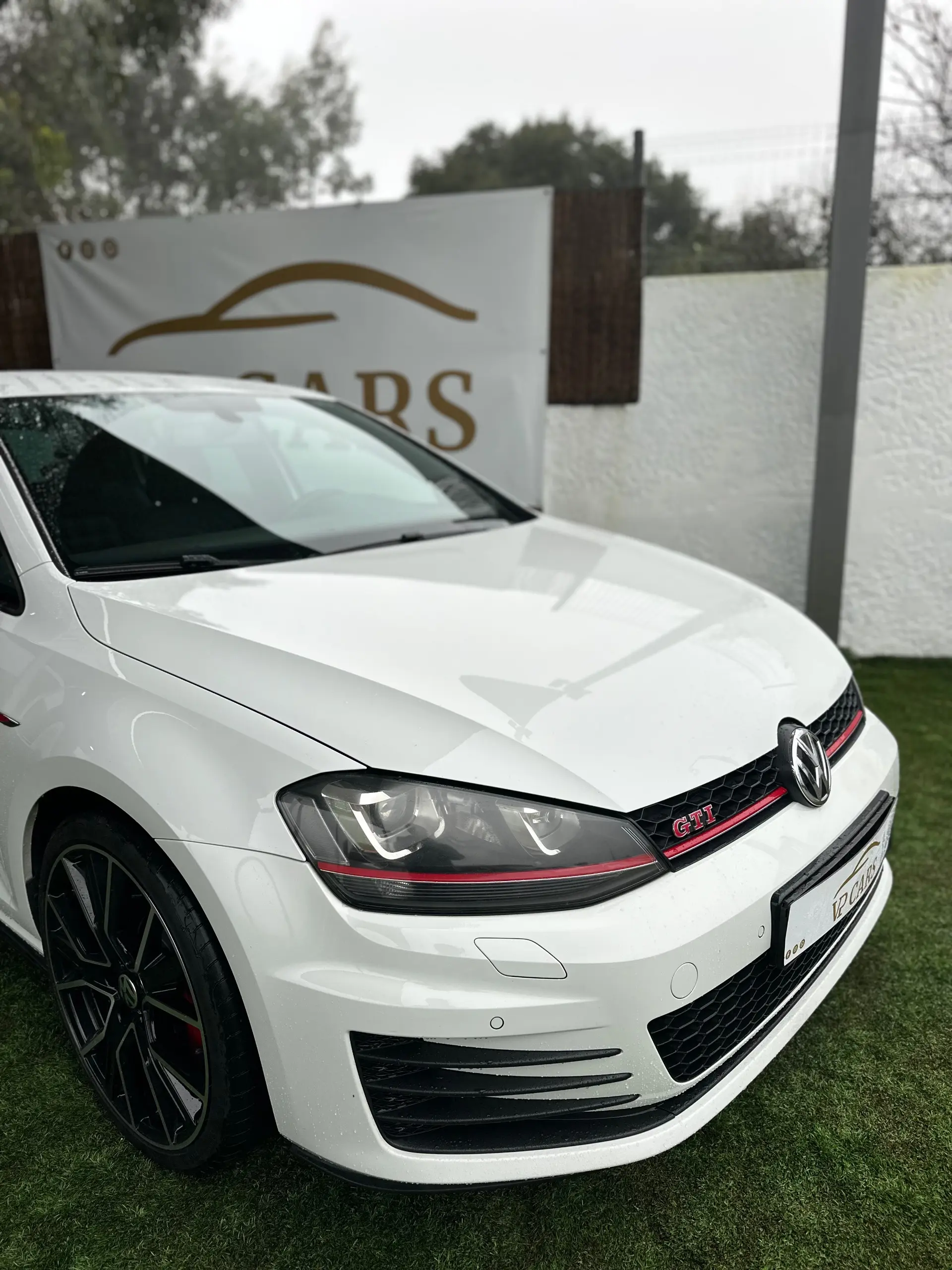 Volkswagen Golf 2.0 TSi GTi DSG Performance 6