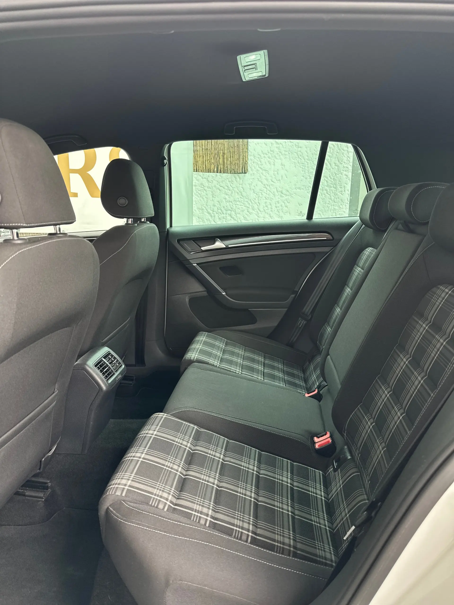 Volkswagen Golf 2.0 TDi GTD DSG 17