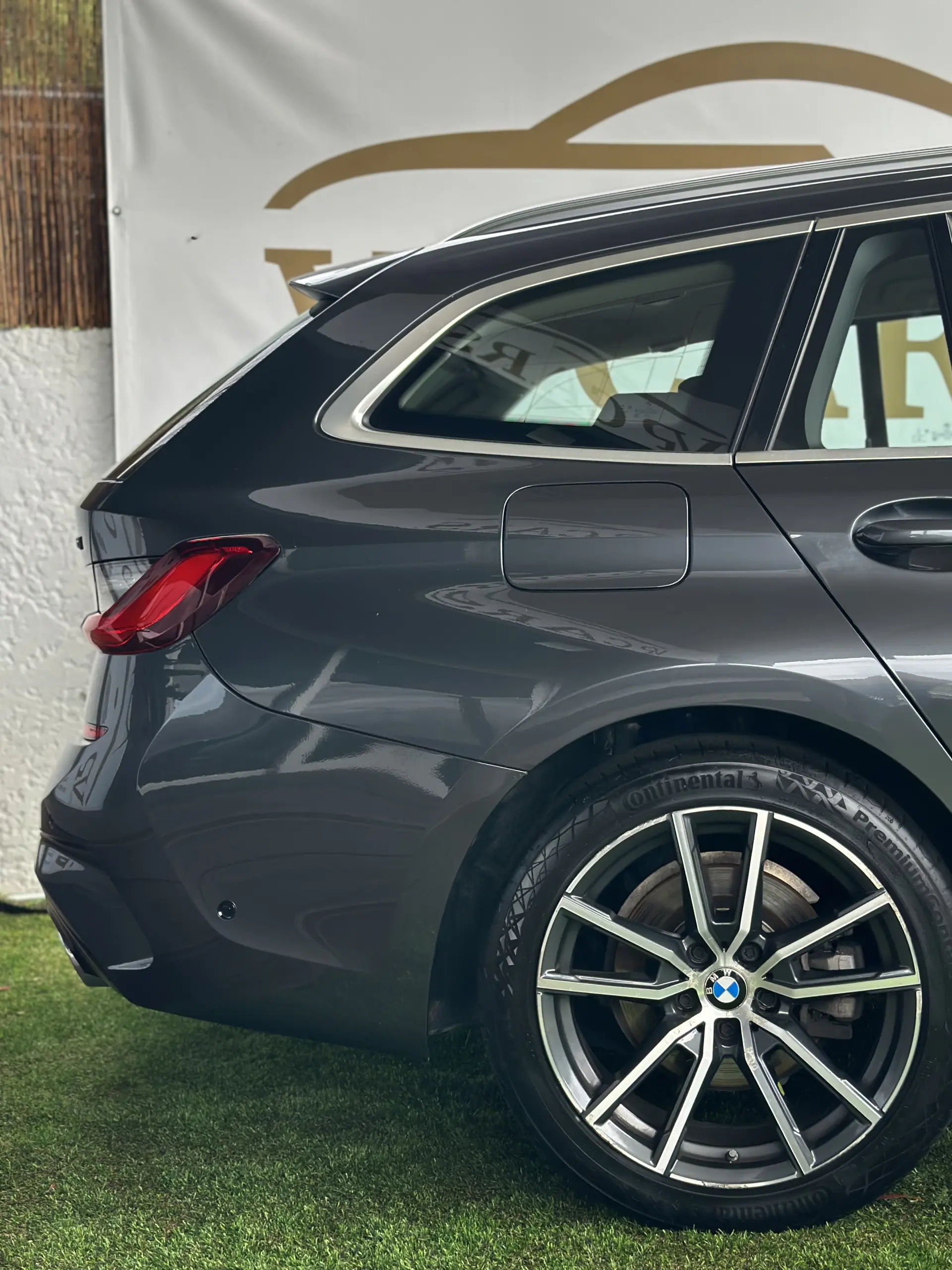 BMW 320 Look M 12