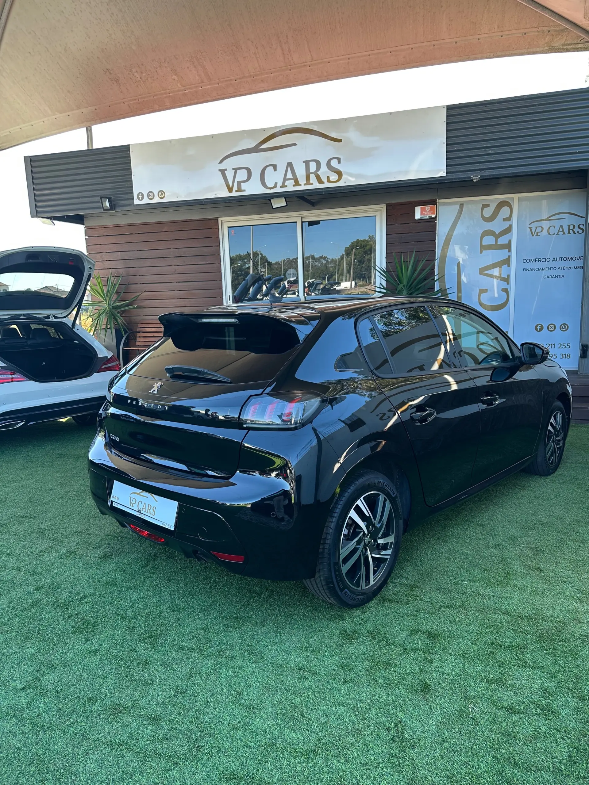 Peugeot 208 1.2 PureTech Allure Pack EAT8 8