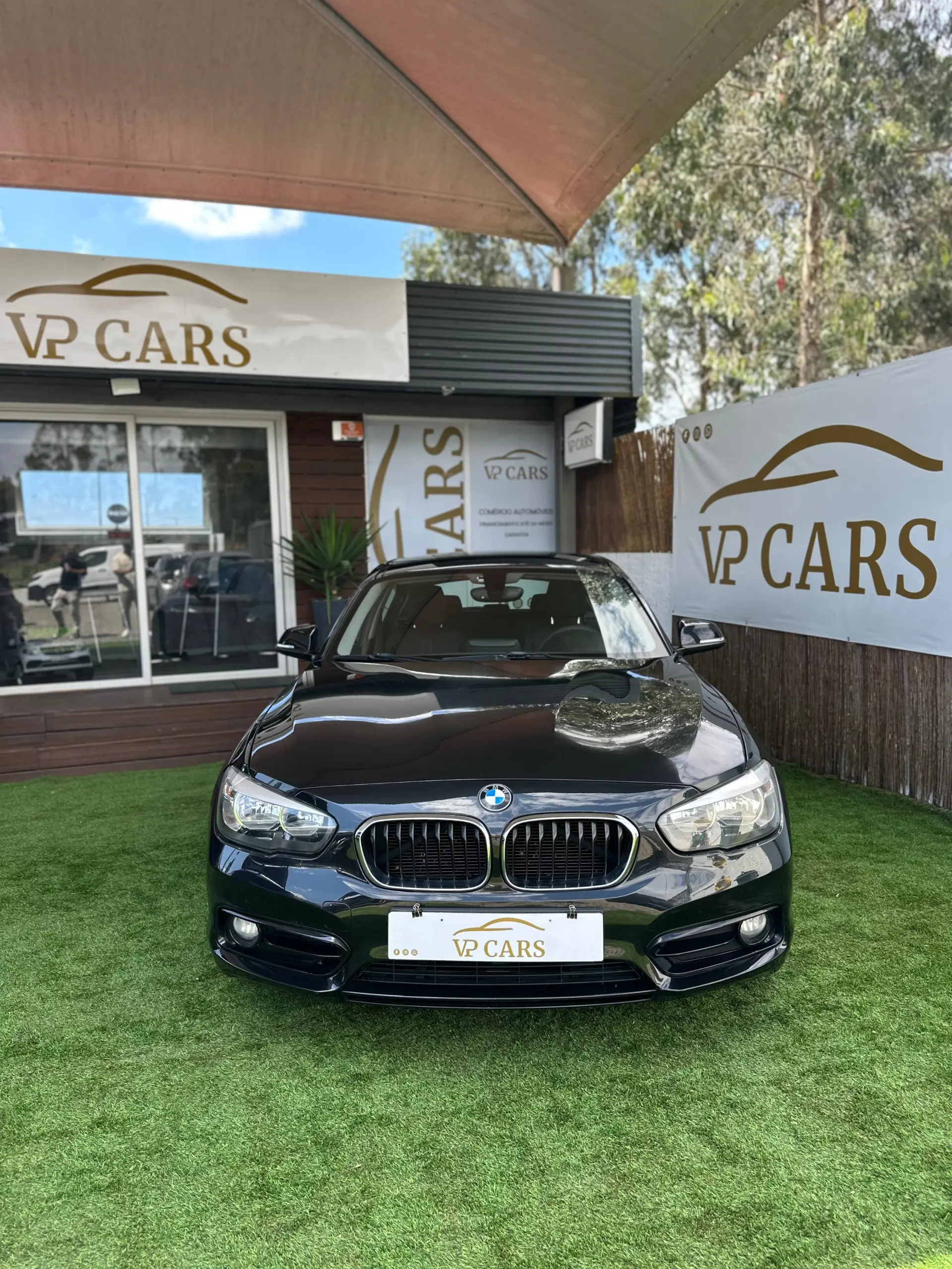 BMW 116 d Line Sport 1