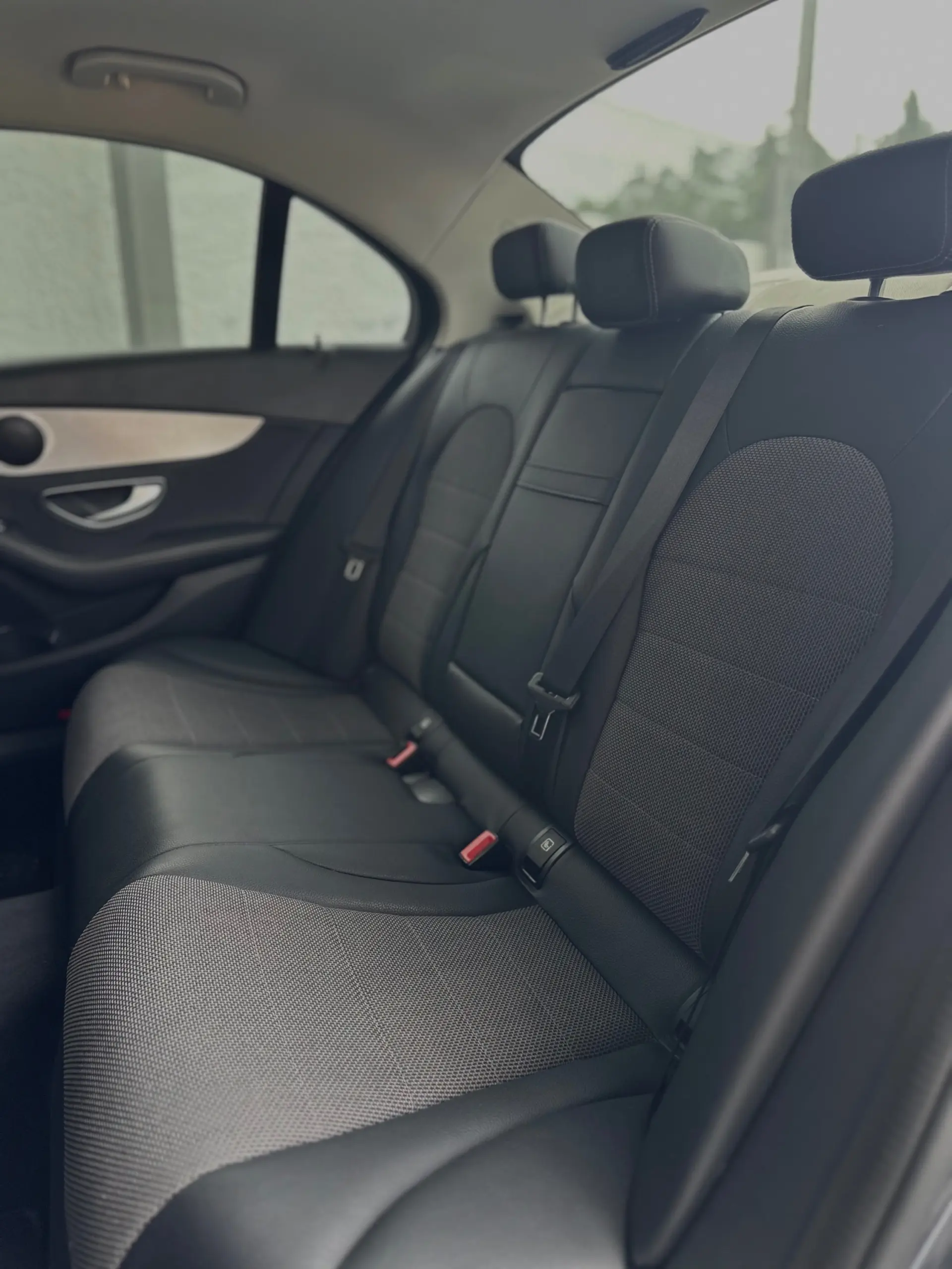 Mercedes-Benz C 200 d AMG Line 17
