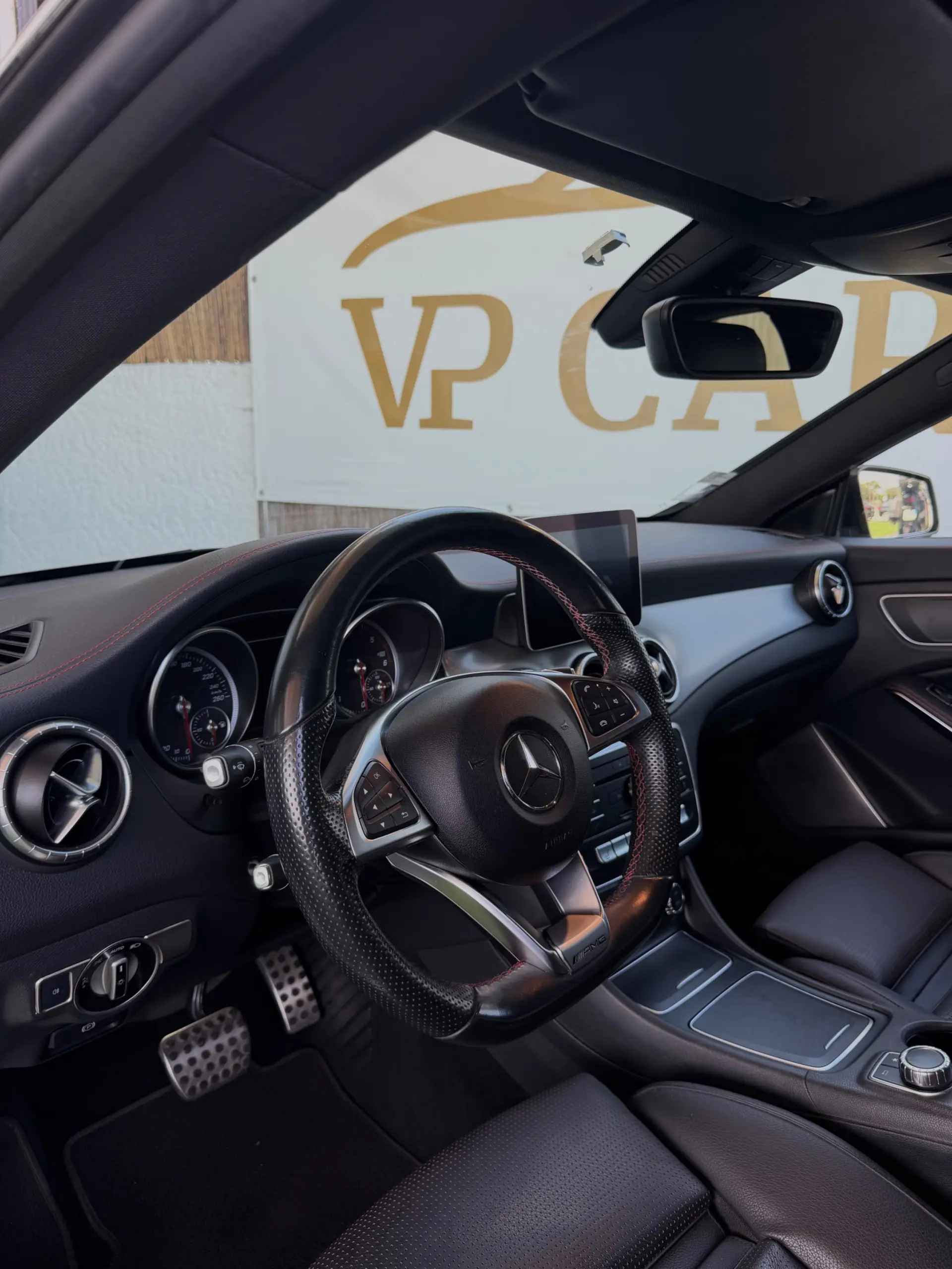 Mercedes-Benz CLA 200 d  7G-DCT AMG Line 20