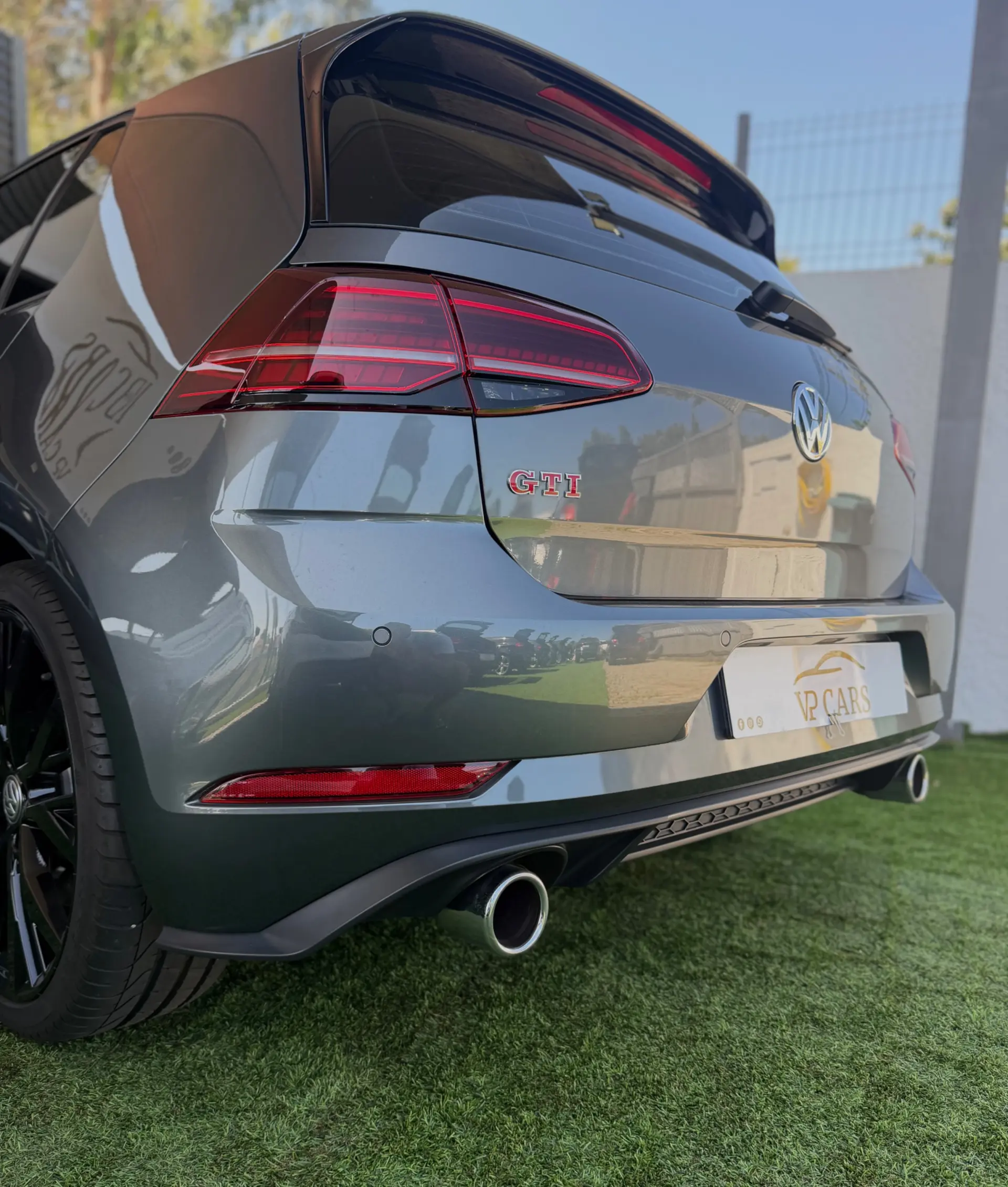 Volkswagen Golf 2.0 TSI GTI DSG Performance 10