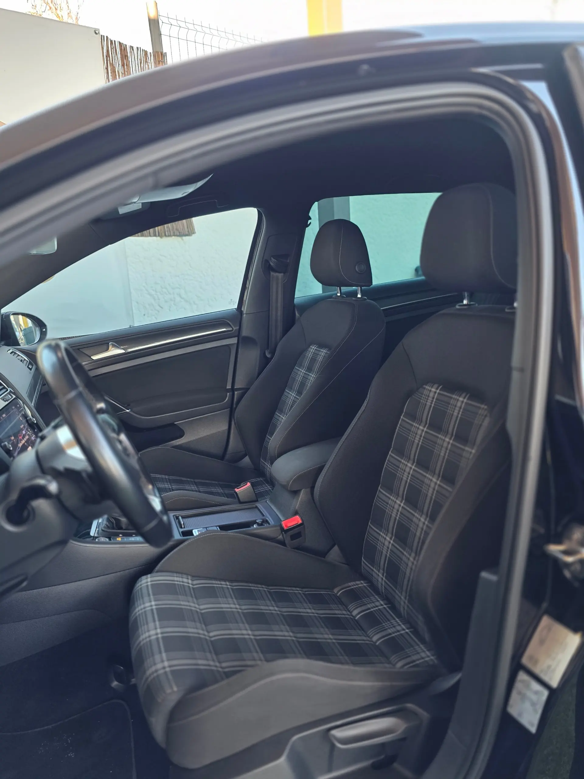 Volkswagen Golf 2.0 TDi GTD DSG 17