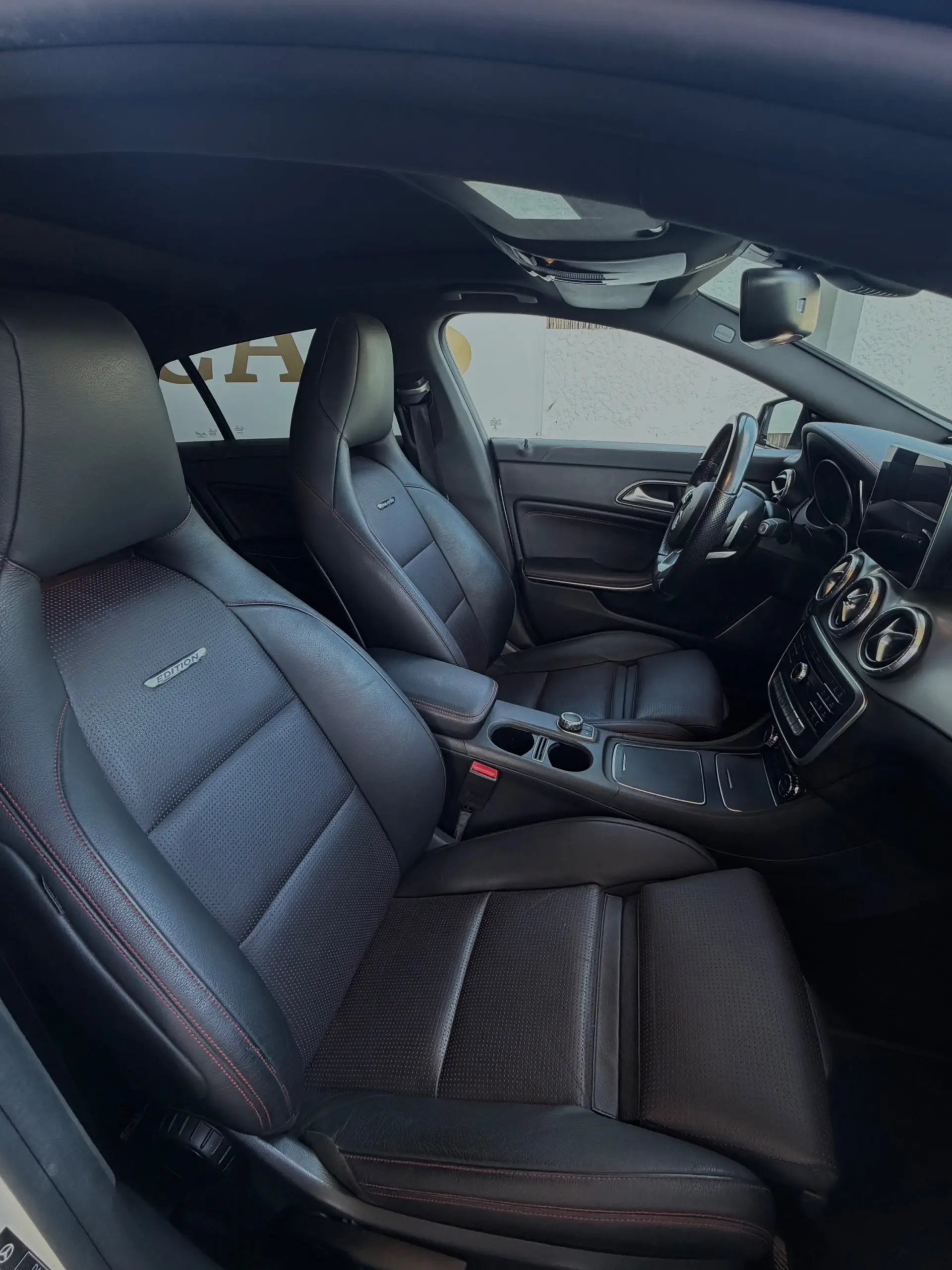 Mercedes-Benz CLA 200 d  7G-DCT AMG Line 28