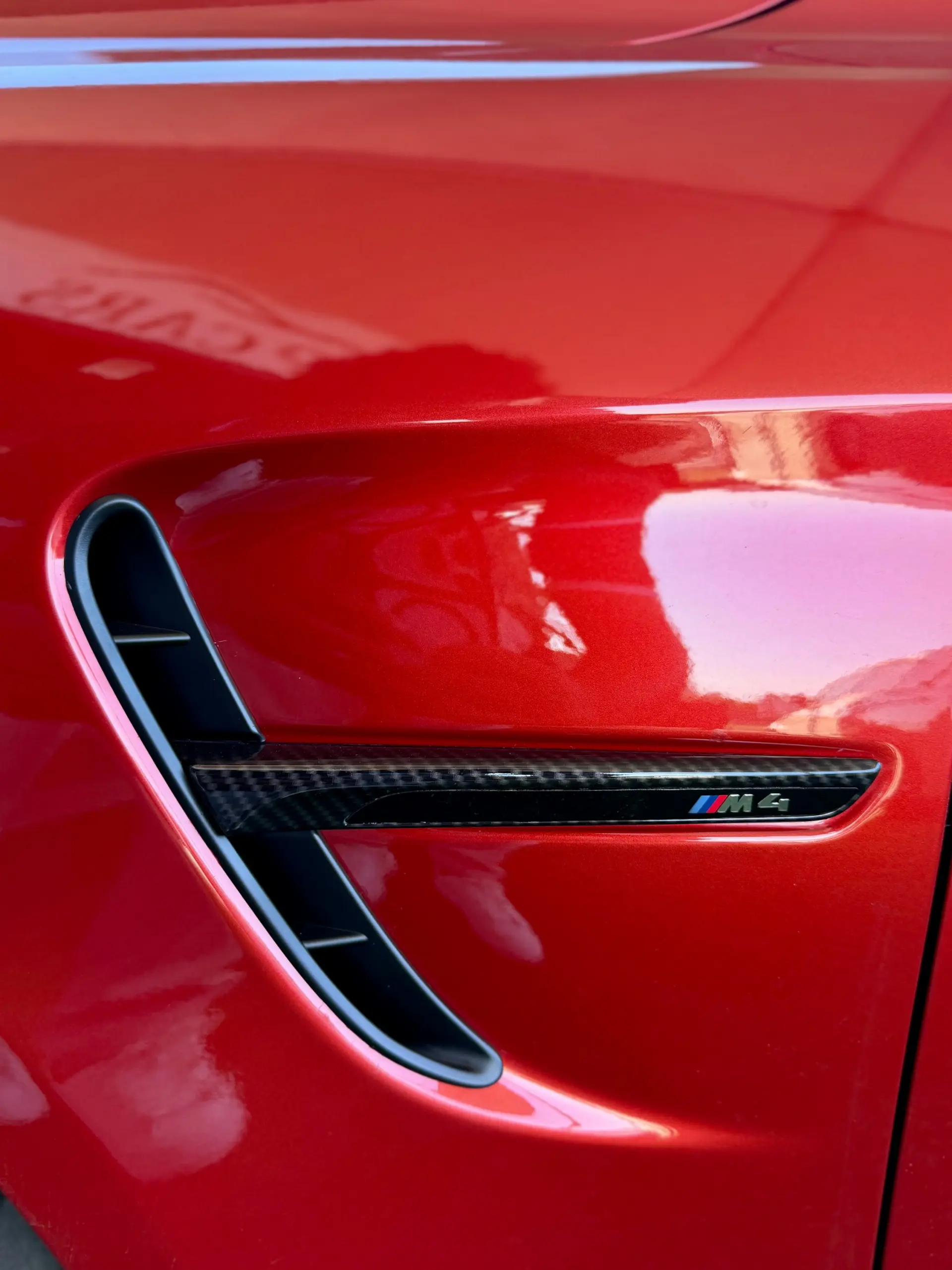 BMW M4 DKG 19